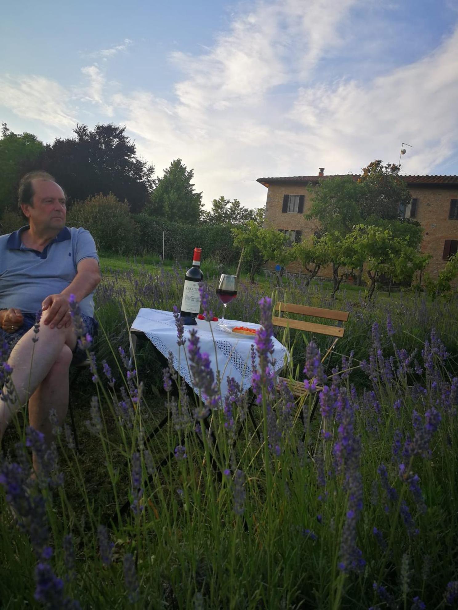 Claudia Vacanza Toscana - Appartamento Nocciolo- 10 Min Da Siena Malignano Kültér fotó